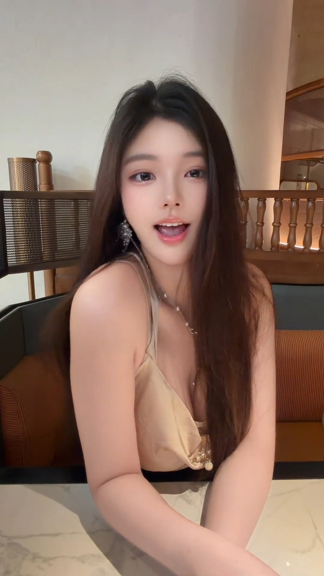 104525_PV67DMTPH6MJN2B.jpg